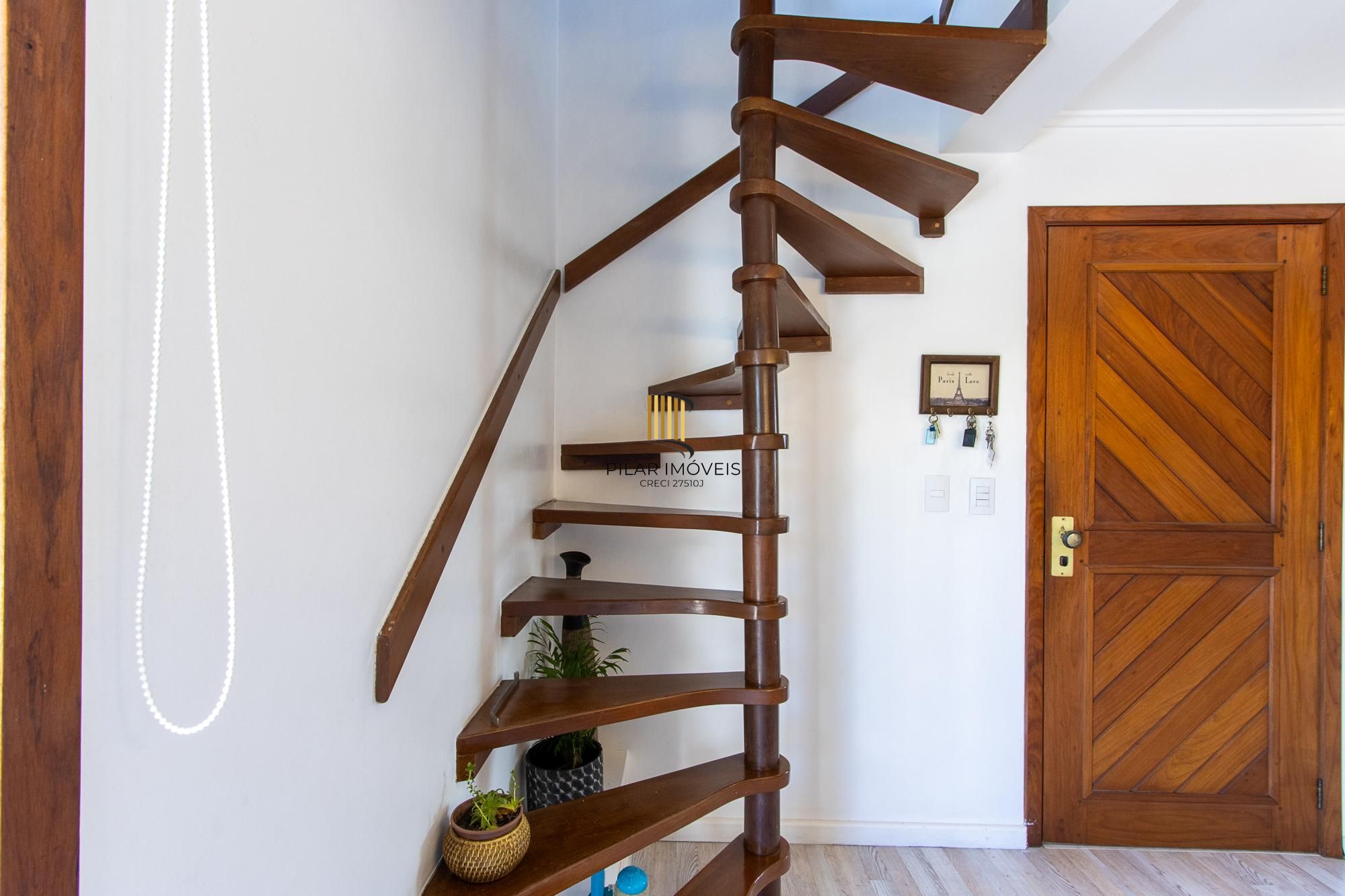 Cobertura 3 dormitórios no bairro Tristeza