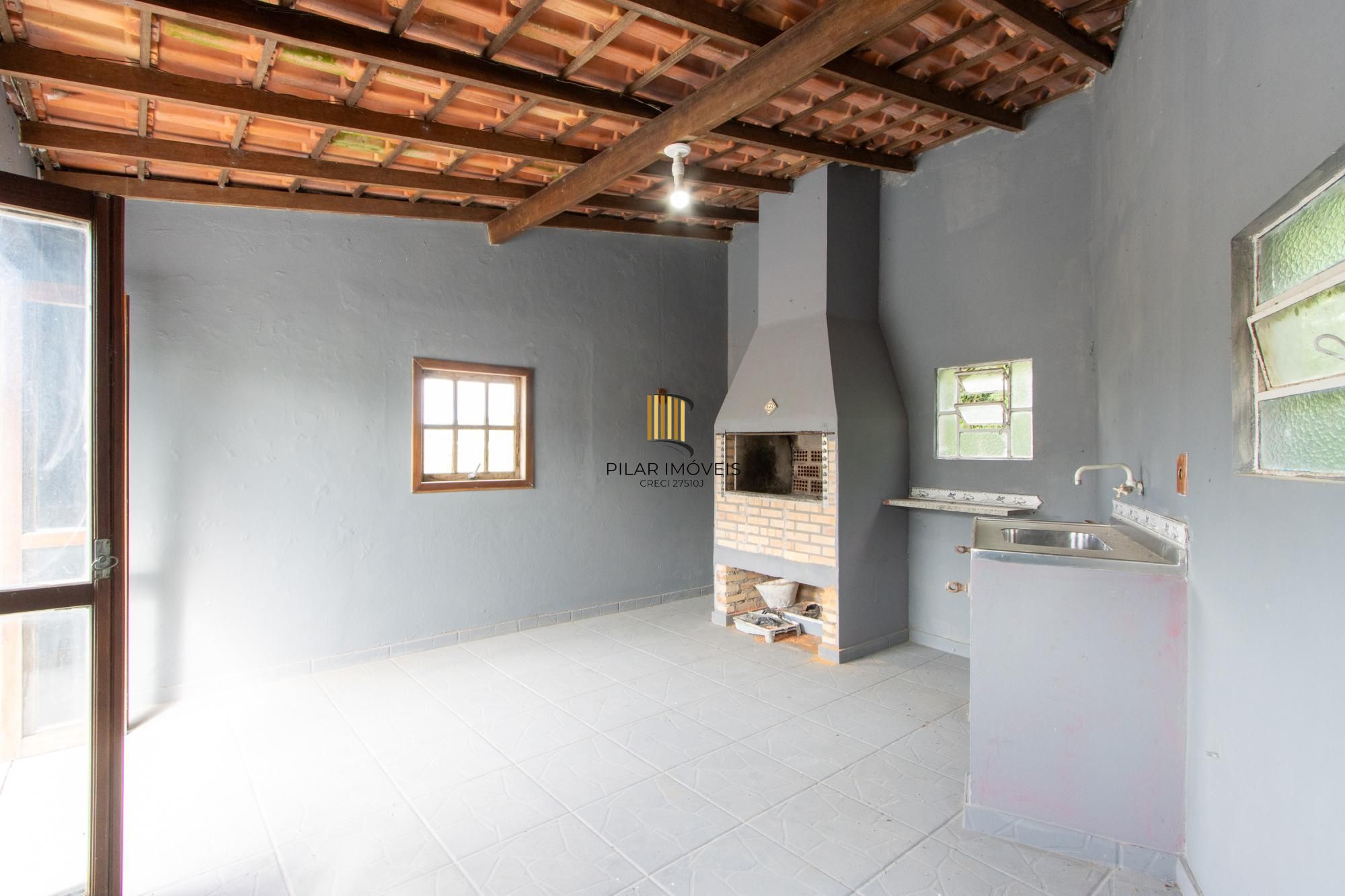 Casa para Venda - 235m², 2 dormitórios, 4 vagas - Cavalhada
