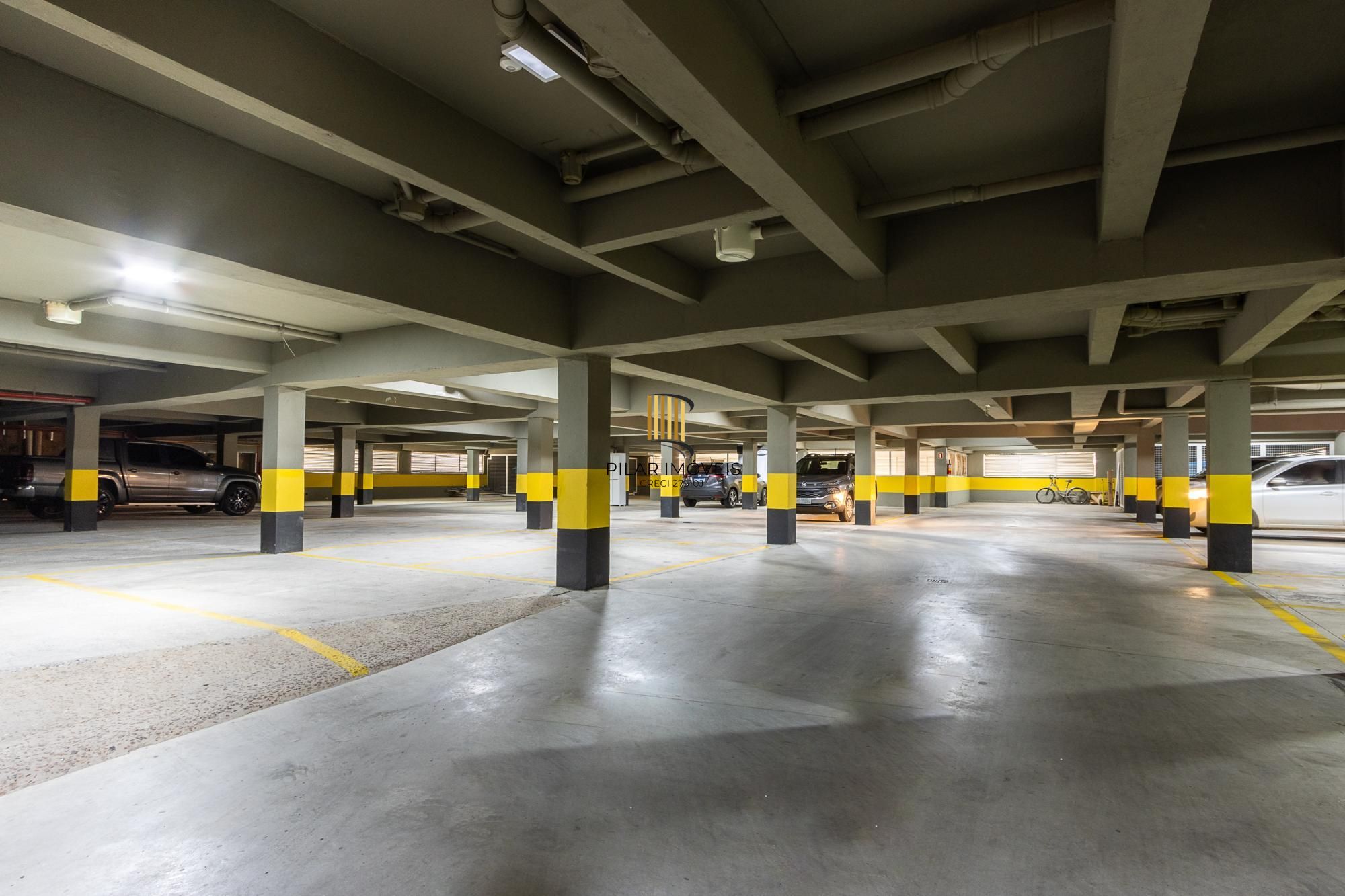 Apartamento 3 dormitórios no bairro Menino Deus