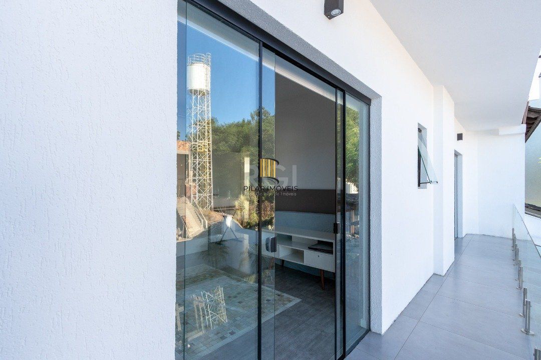 Casa Condominio para Venda - 280m², 3 dormitórios, sendo 3 suites, 4 vagas - Lagos De Nova Ipanema