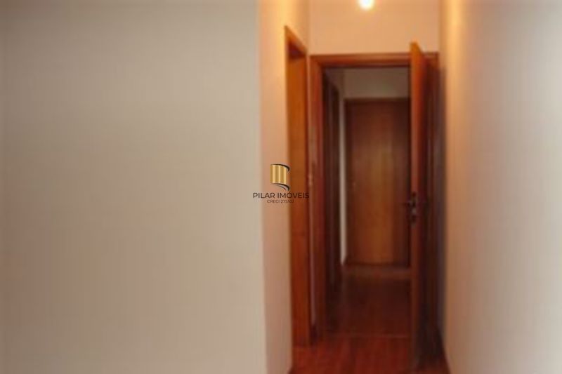Casa para Venda - 270m², 3 dormitórios, sendo 1 suites, Vila Nova