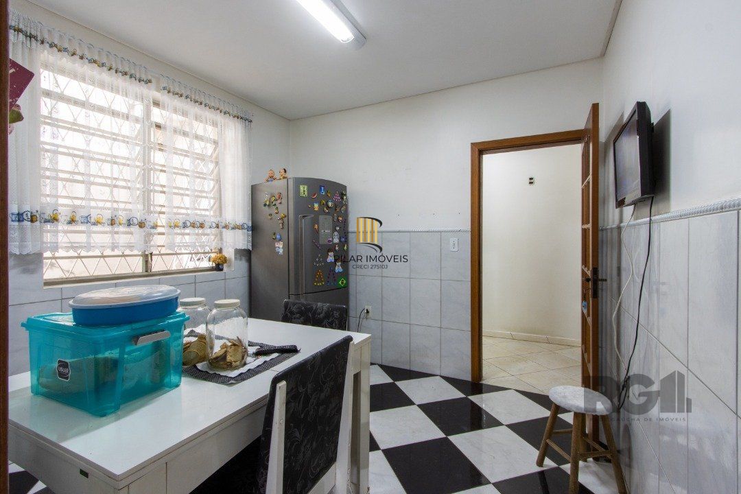 Casa para Venda - 126.89m², 3 dormitórios, 5 vagas - Azenha