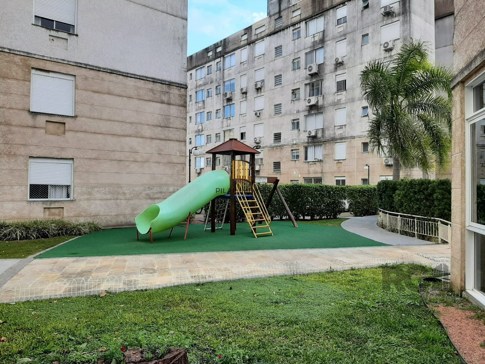 Apartamento de 3 dormitórios, 1 suíte e 1 vaga escriturada no bairro Ipanema.