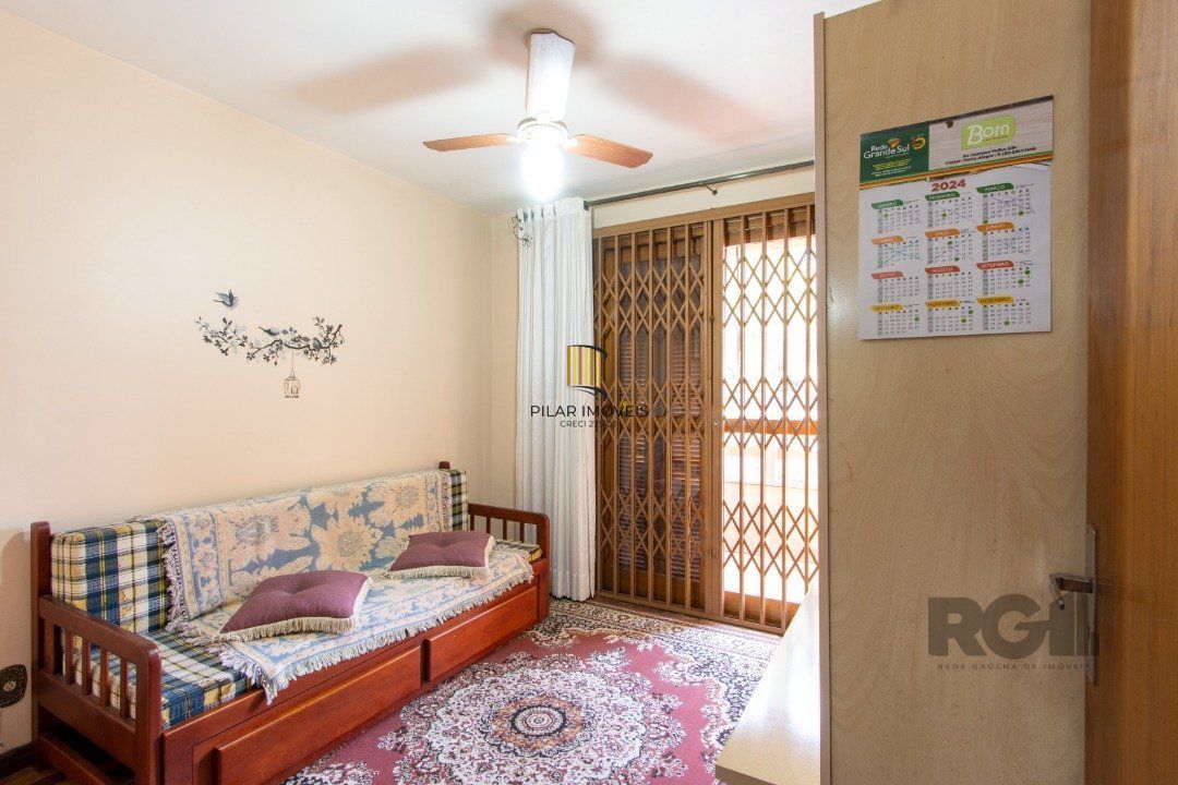 Casa 4 dormitórios no bairro Cristal