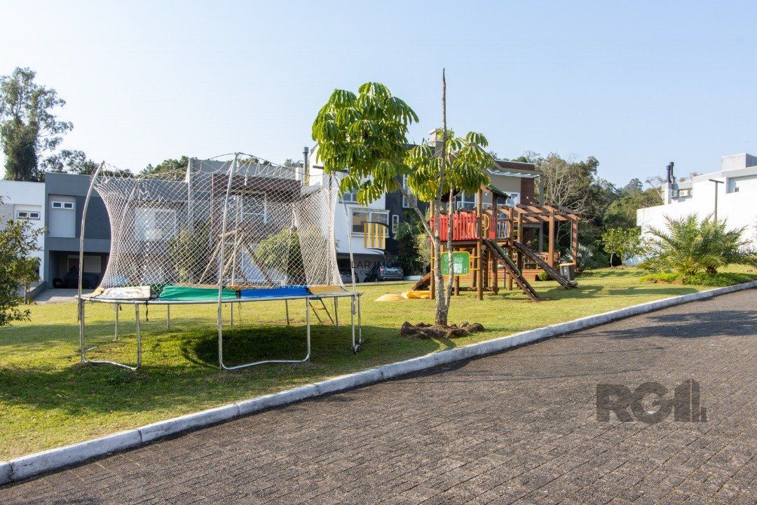 Casa de Condomínio 3 dormitórios no bairro Vila Nova