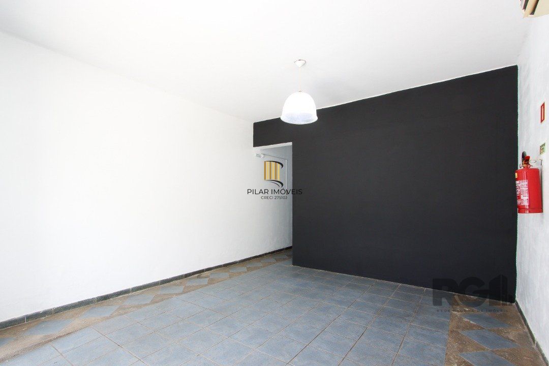 Loja com 129m² privativos