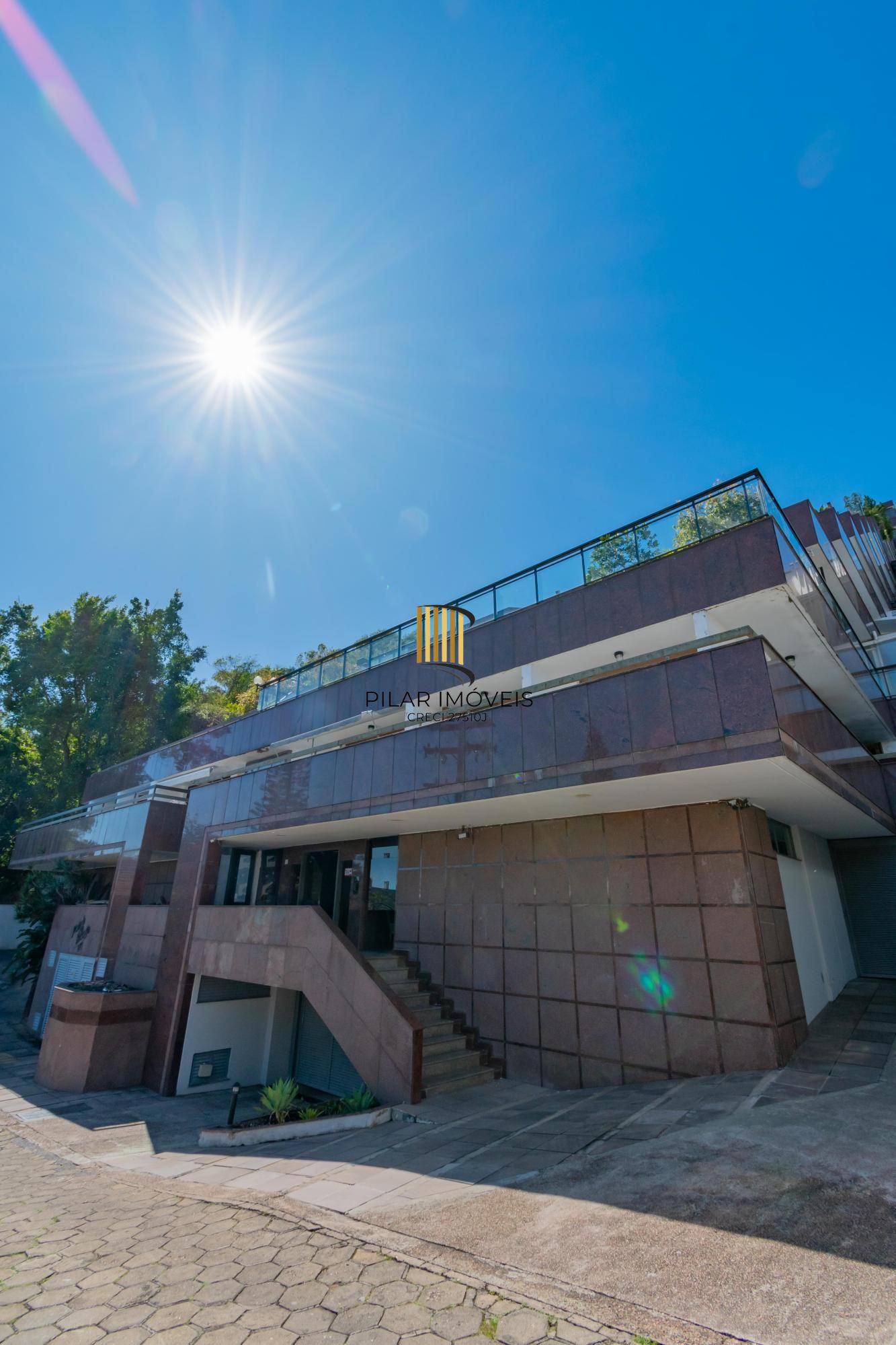 Cobertura horizontal, alto padrão, bairro Santa Tereza, 341m²  área privativa, 02 vagas garagem!