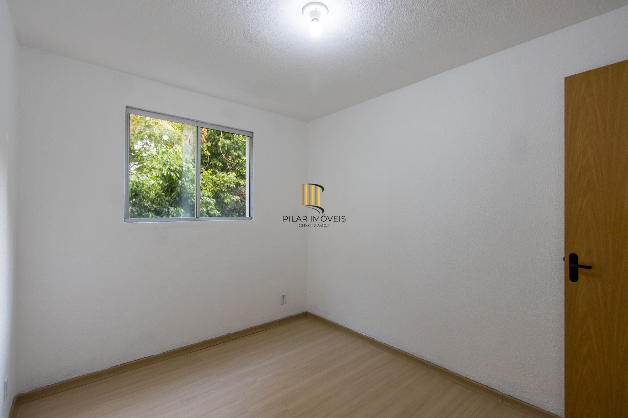 Apartamento reformado, 2 dormitórios, 1 vaga