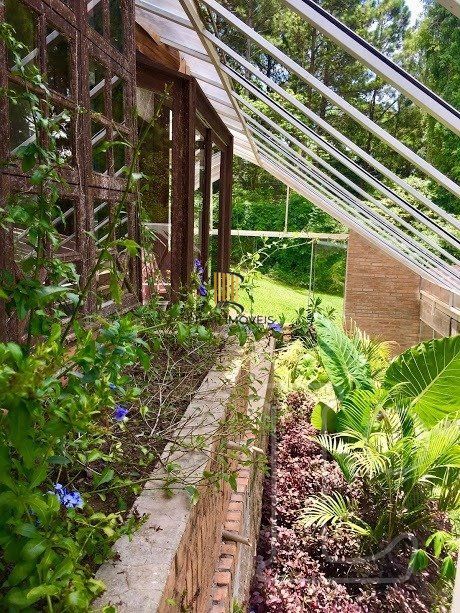 Casa para Venda - 570m², 3 dormitórios, sendo 1 suites, 2 vagas - Hípica