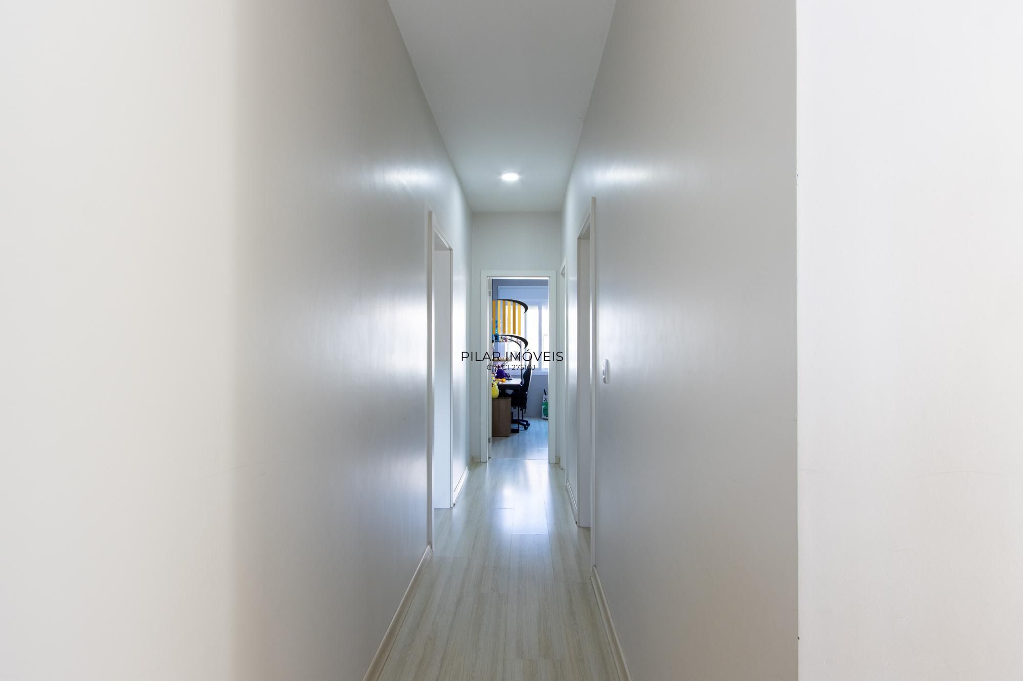 Casa de Condomínio 3 dormitórios no bairro Hípica