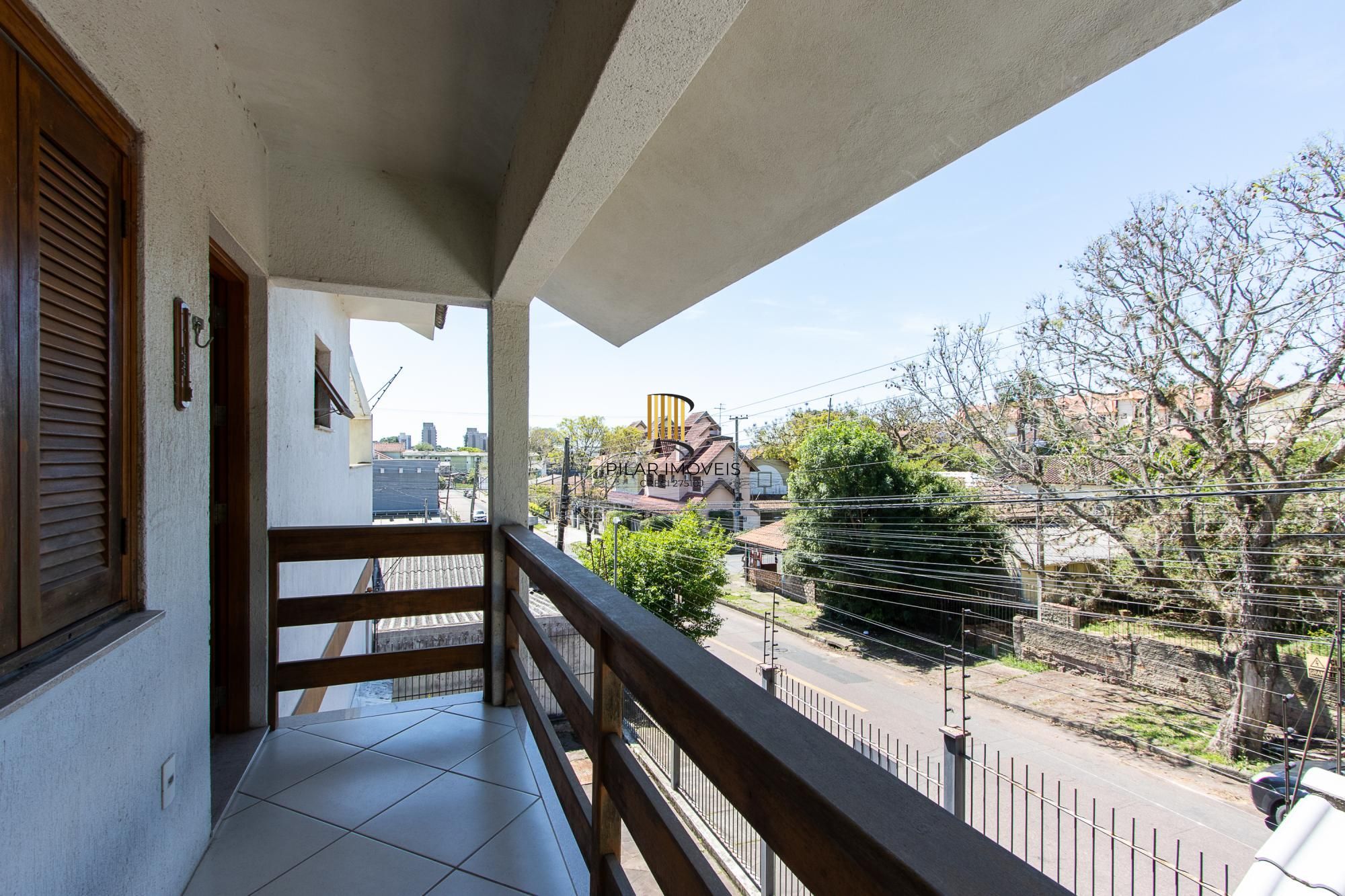 Casa Condominio  - 197m² de aréa nprivativa, 03 dormitórios 01 suites, 02 vagas - Tristeza