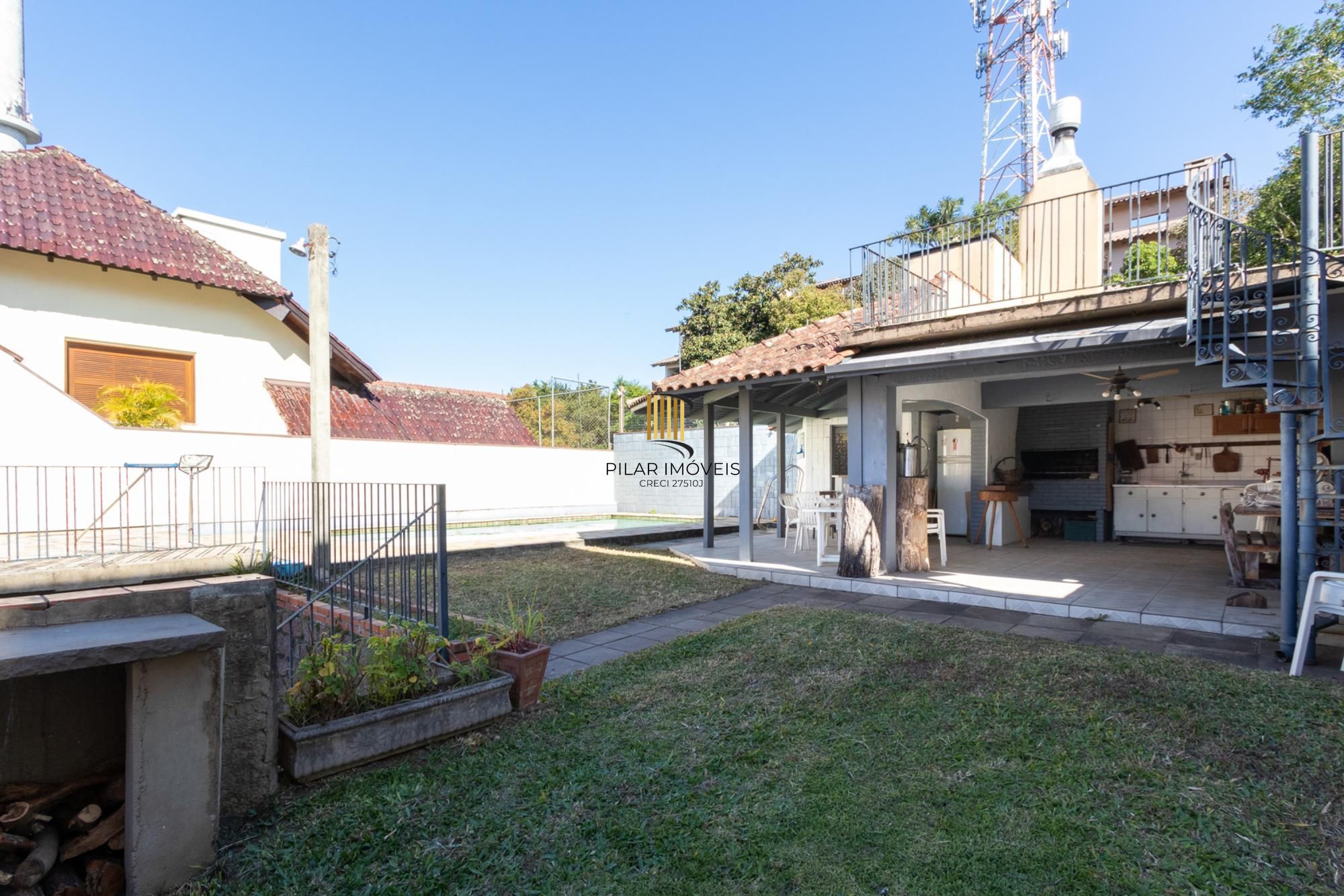Casa para Venda - 286.28m², 2 dormitórios, sendo 1 suites, 3 vagas - Santa Tereza