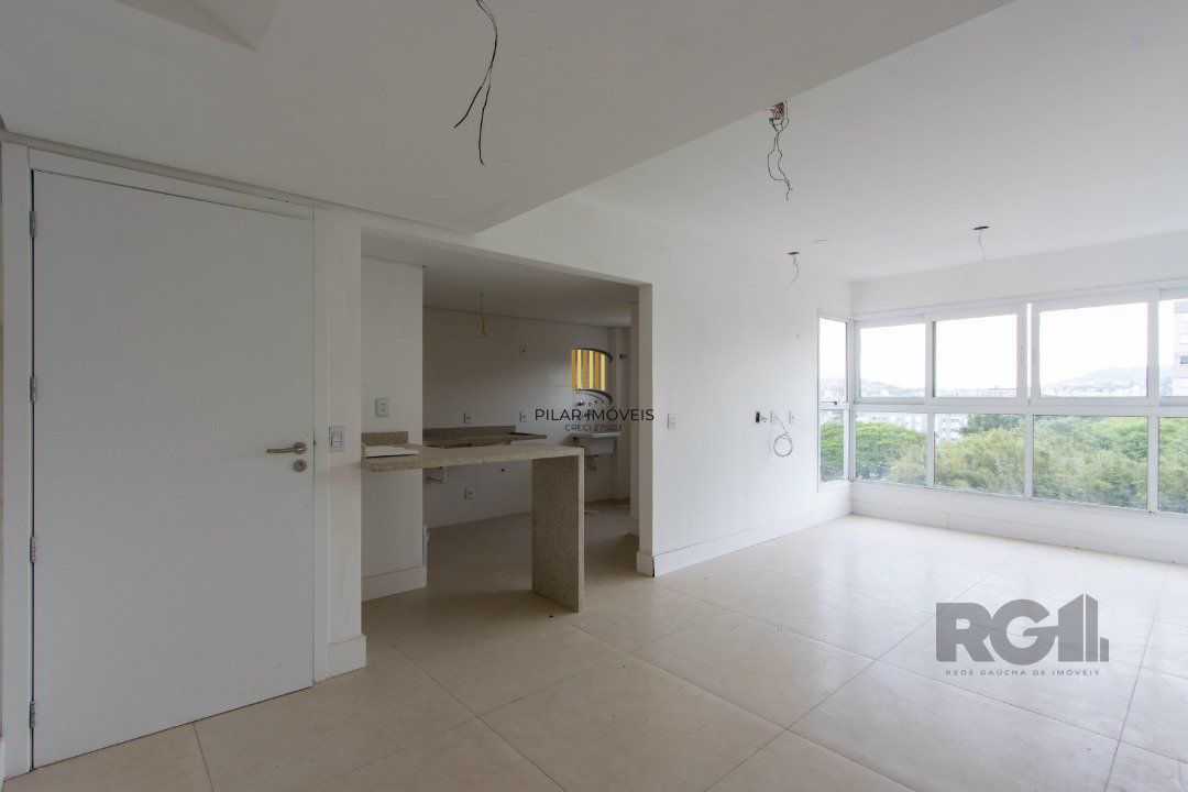 Apartamento para Venda - 71m², 2 dormitórios, sendo 1 suites, 2 vagas - Camaquã