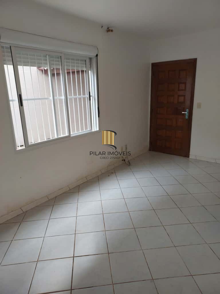 Apartamento Térreo com 2 Dormitórios, Garagem coberta e Pátio Individual!!