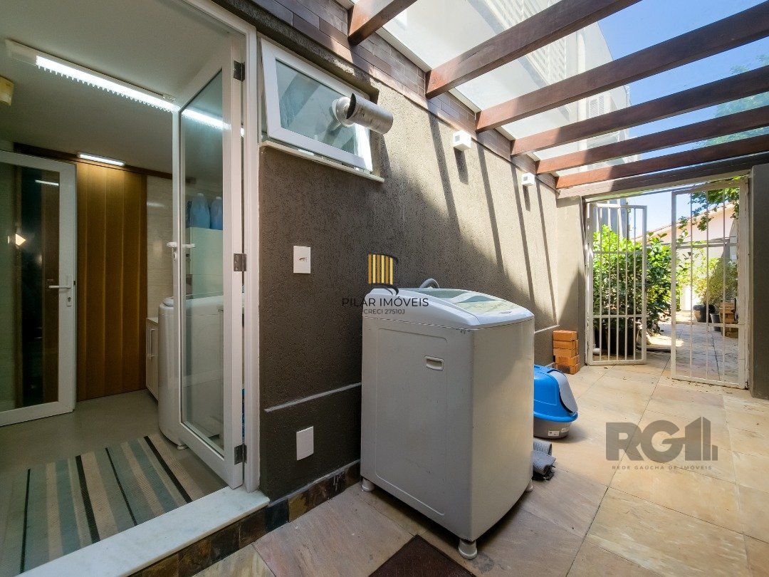 Casa 3 dormitórios no bairro Jardim Isabel