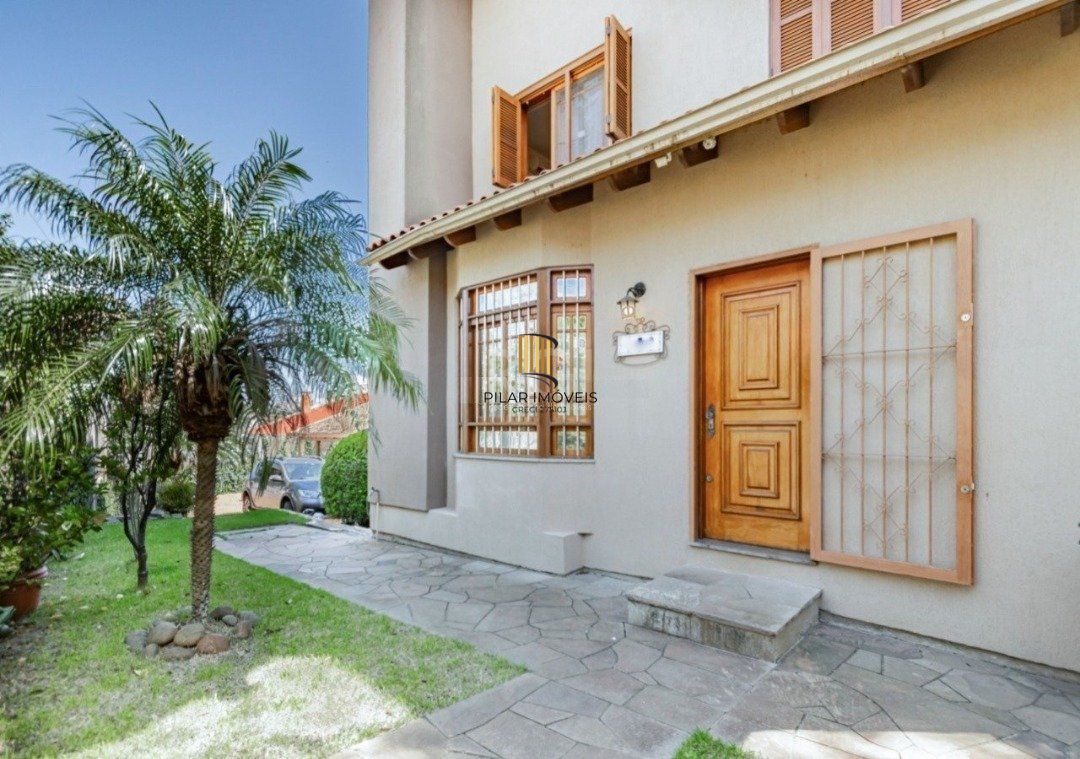 Casa para Venda - 255m², 3 dormitórios, sendo 1 suites, 3 vagas - Ipanema
