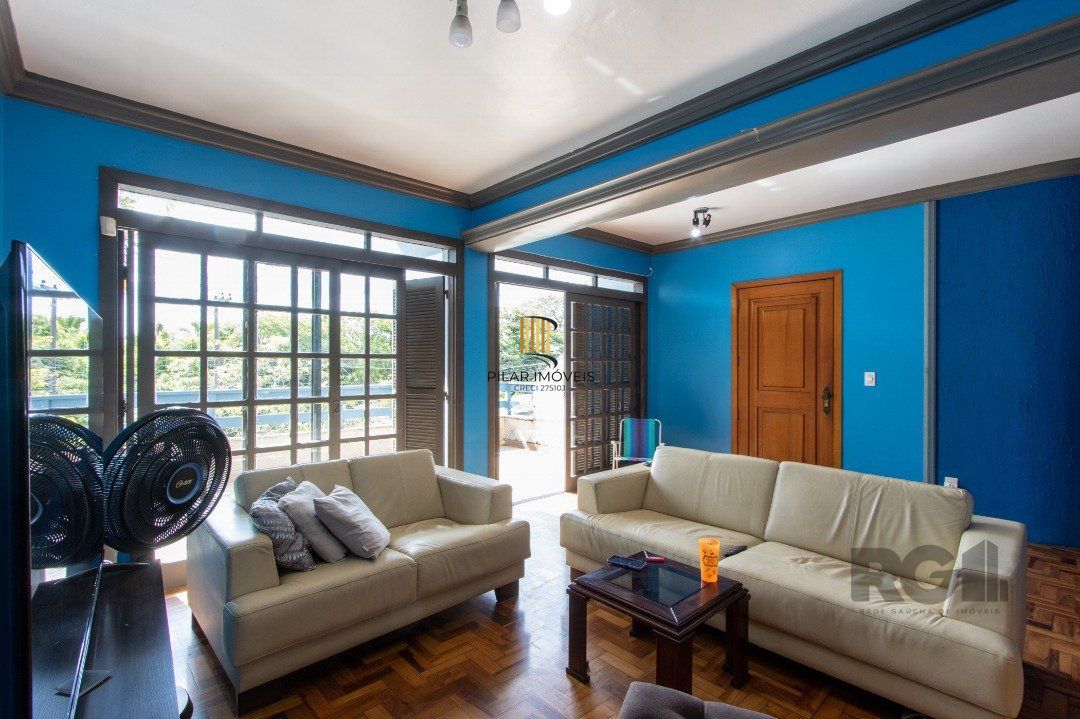 Casa 3 dormitórios no bairro Nonoai