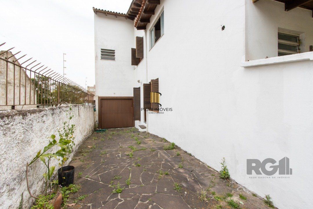 Casa ampla à venda em Santa Tereza - Porto Alegre
