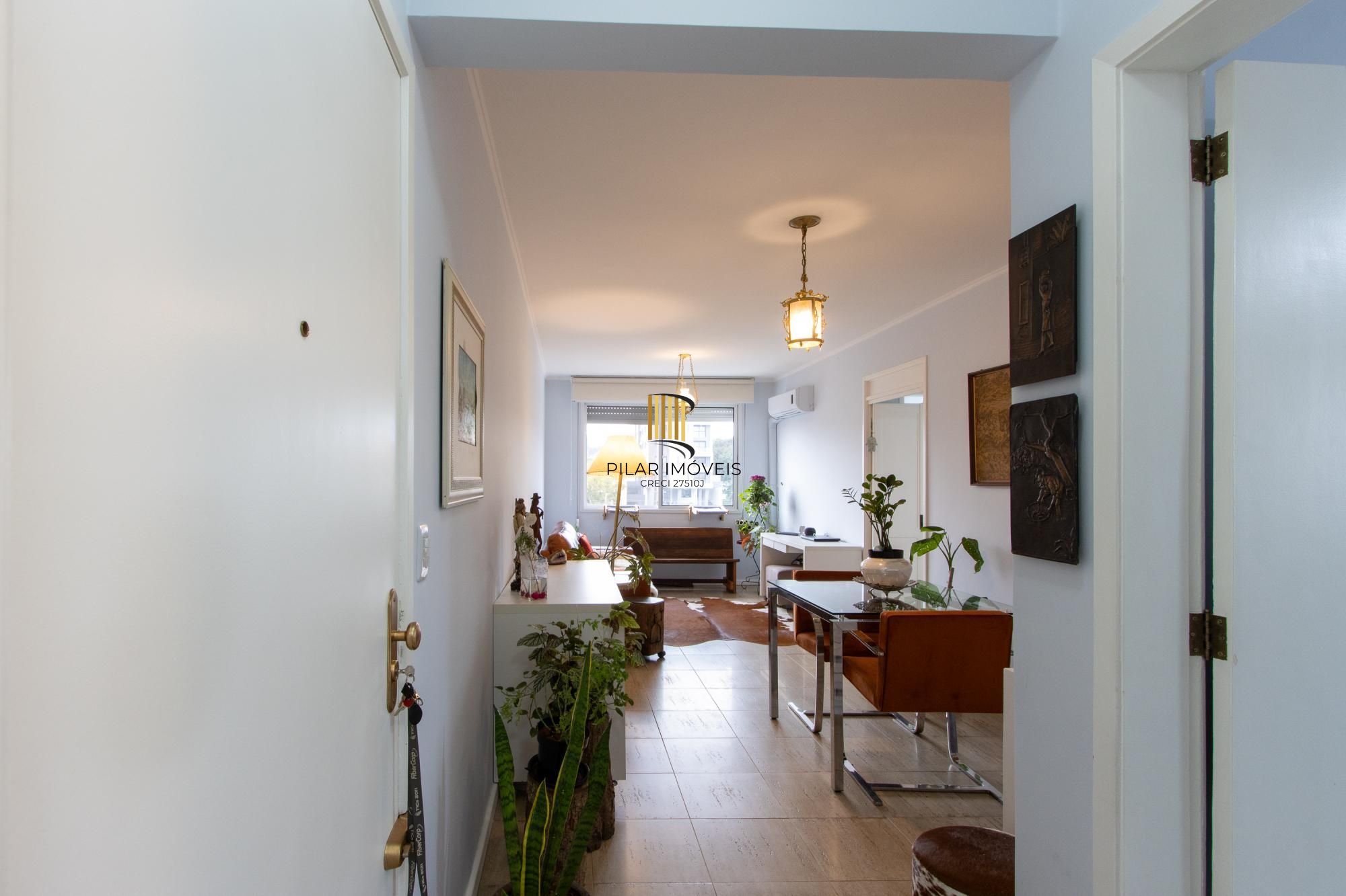Apartamento 2 Dormitório(s) Bairro Cristal
