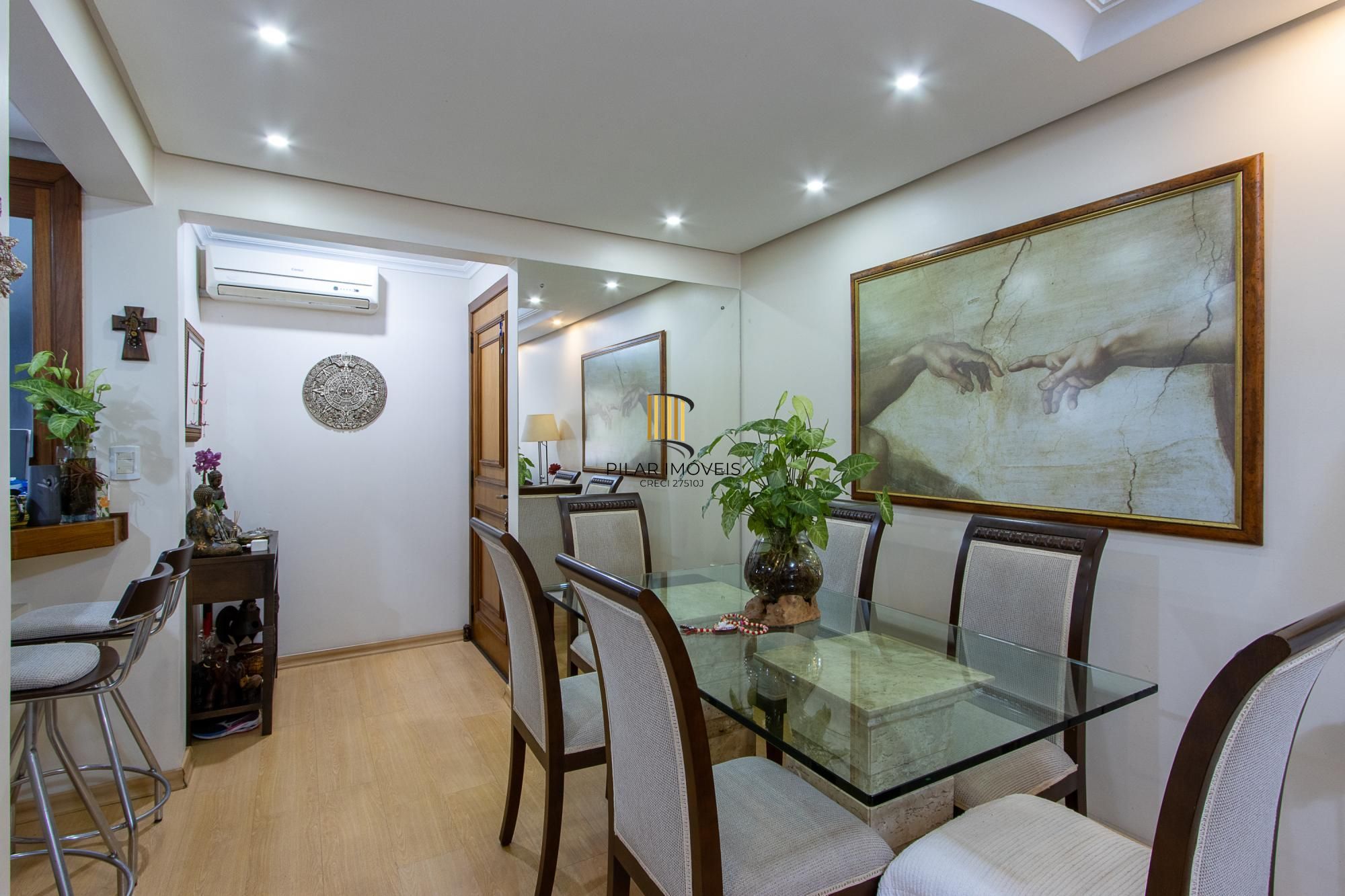 Apartamento de 3 dormitórios, 1 suíte e 3 vagas no bairro Ipanema.