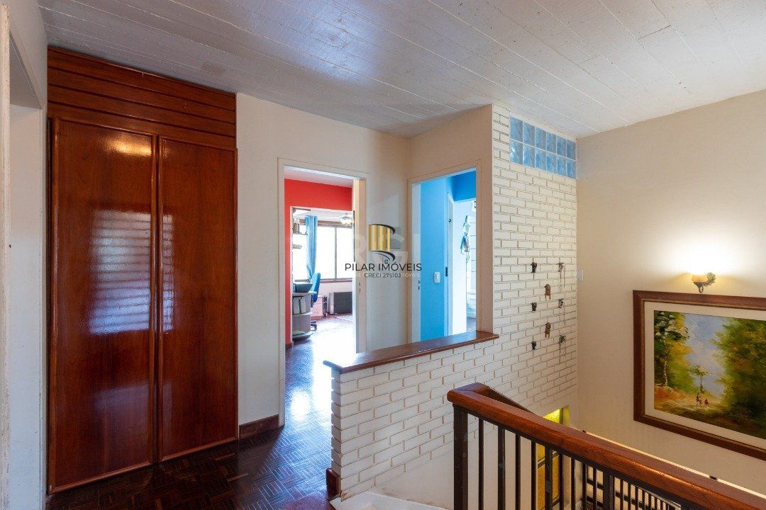 Casa para Venda - 435m², 4 dormitórios, sendo 4 suites, 4 vagas - Cristal