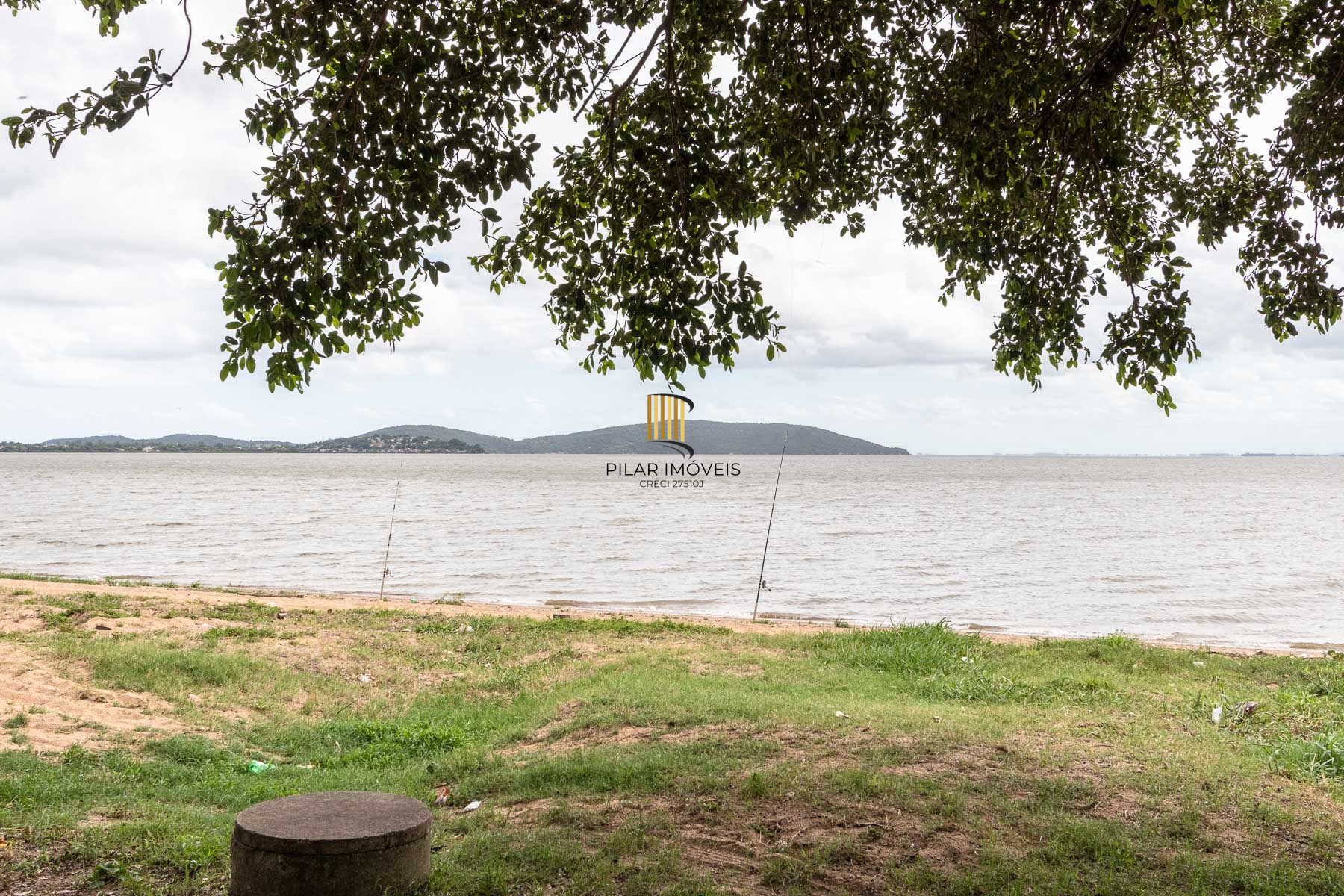 Casa em condomínio, 171m², 3 dormitórios, Pedra Redonda