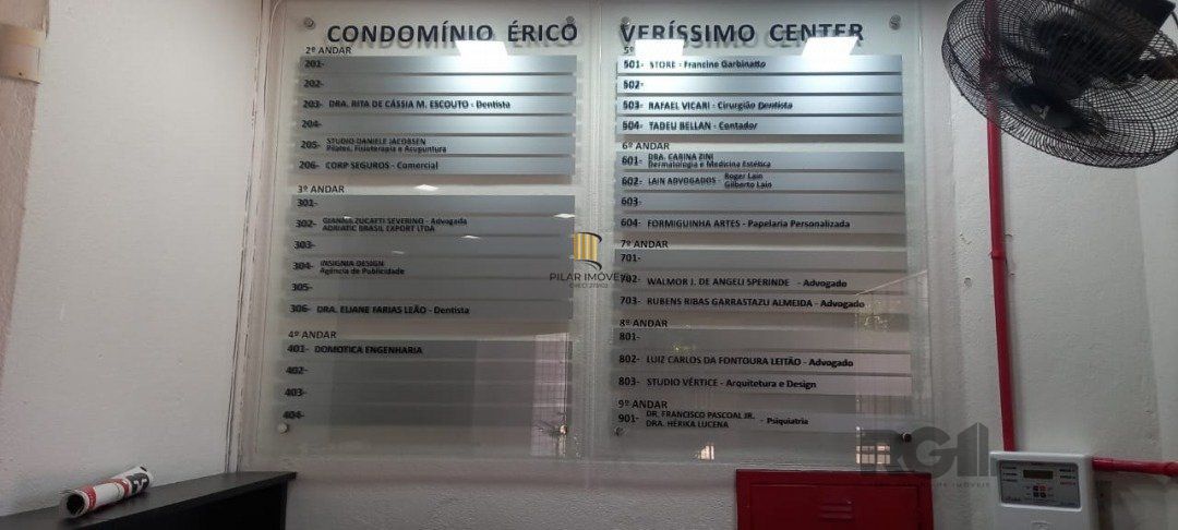 sala com 35,60 m²  de área privativa no edifício Erico Veríssimo Center