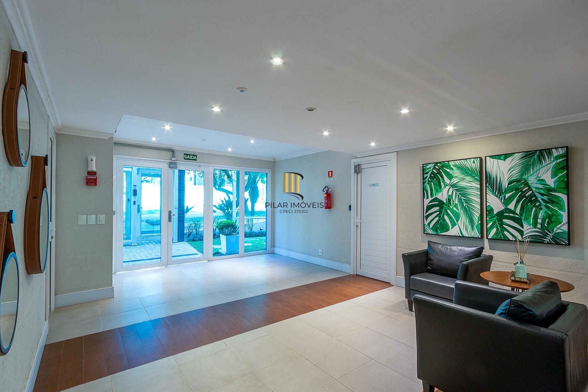 **Apartamento Mobiliado de 3 Quartos na Tristeza, Porto Alegre - Venda por R$ 595.000,00**