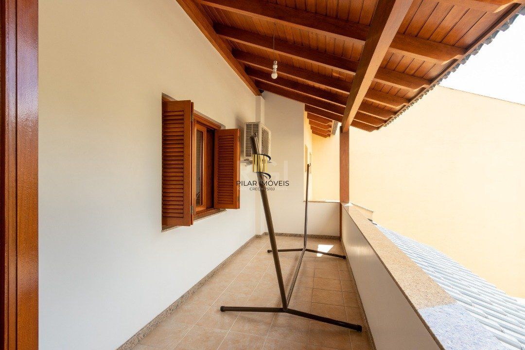Casa para Venda - 358.78m², 3 dormitórios, sendo 1 suites, 3 vagas - Jardim Isabel
