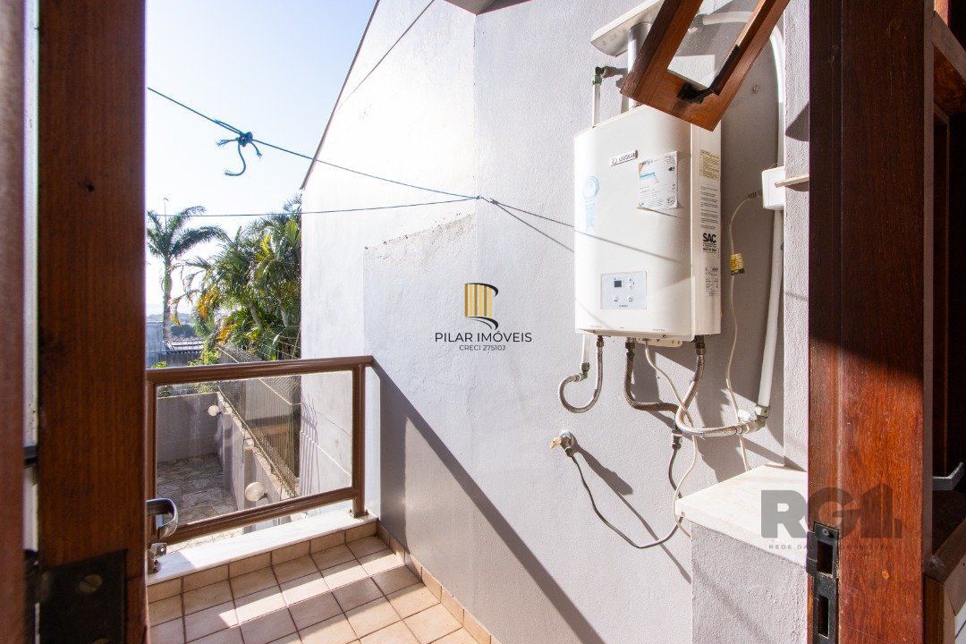 Casa 3 dormitórios no bairro Ipanema