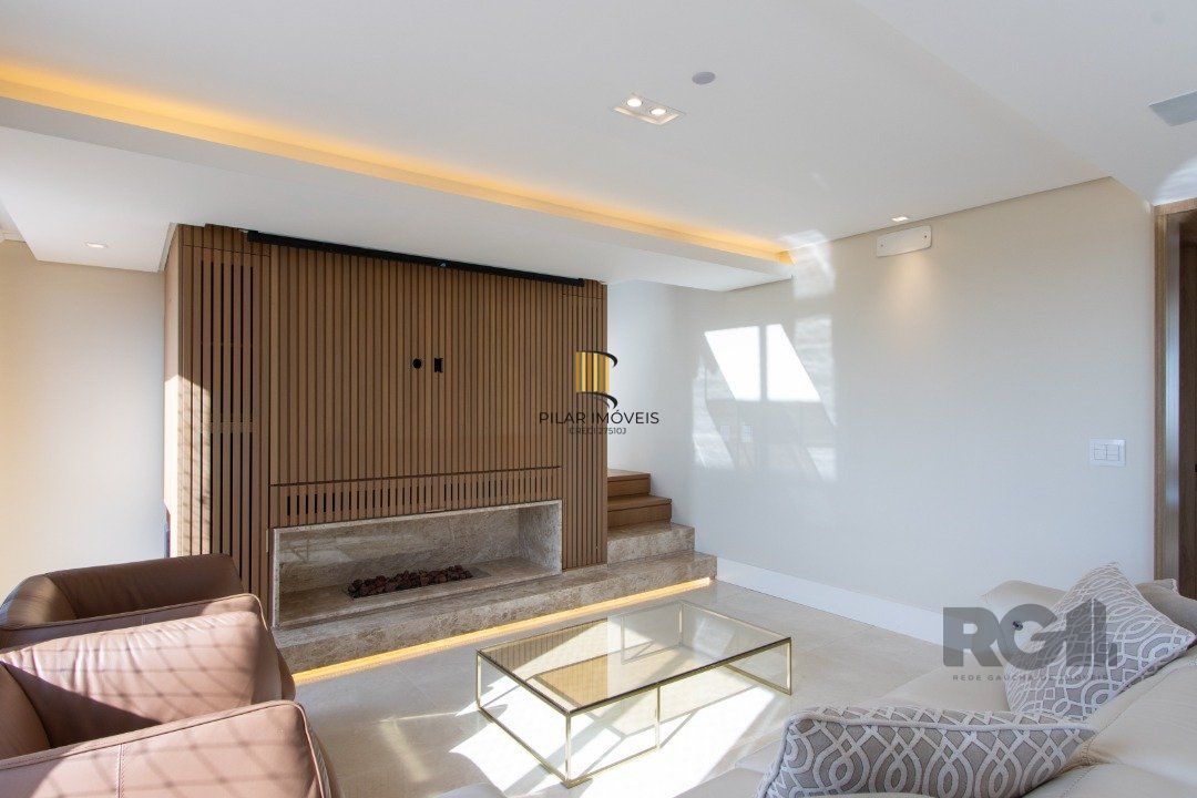 Duplex para Venda - 128.73m², 3 dormitórios, sendo 1 suites, 3 vagas - Cristal