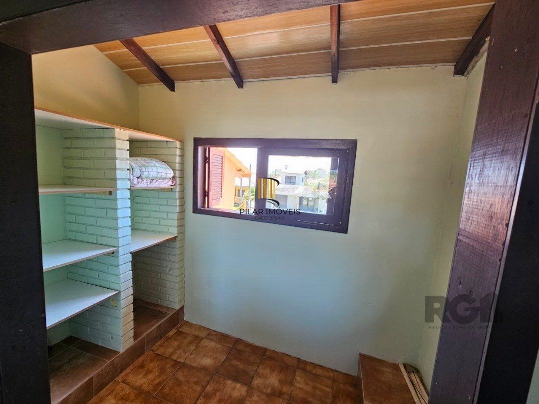 Casa 4 dormitórios no bairro Praia da Conceição