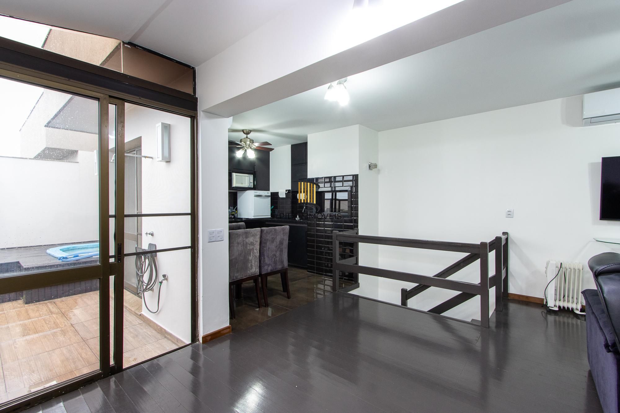 Cobertura no Menino Deus com vista espetacular