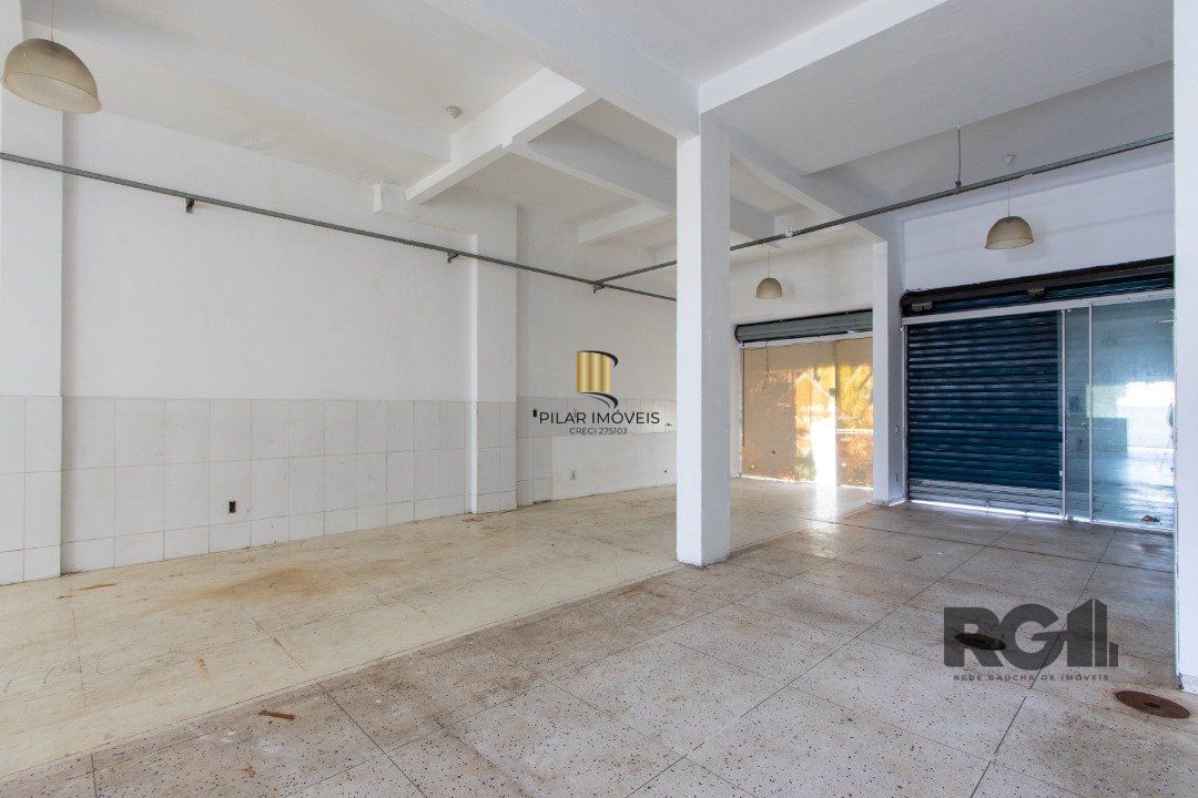 Loja para venda no bairro São João, com 160,50 m², 02 banheiros