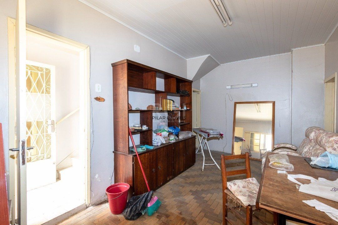 Casa para Venda - 118m², 2 dormitórios, 2 vagas - Medianeira