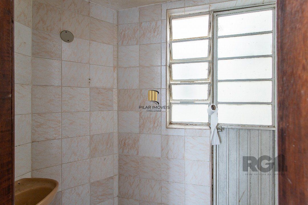 Prédio Comercial no bairro Pedra Redonda