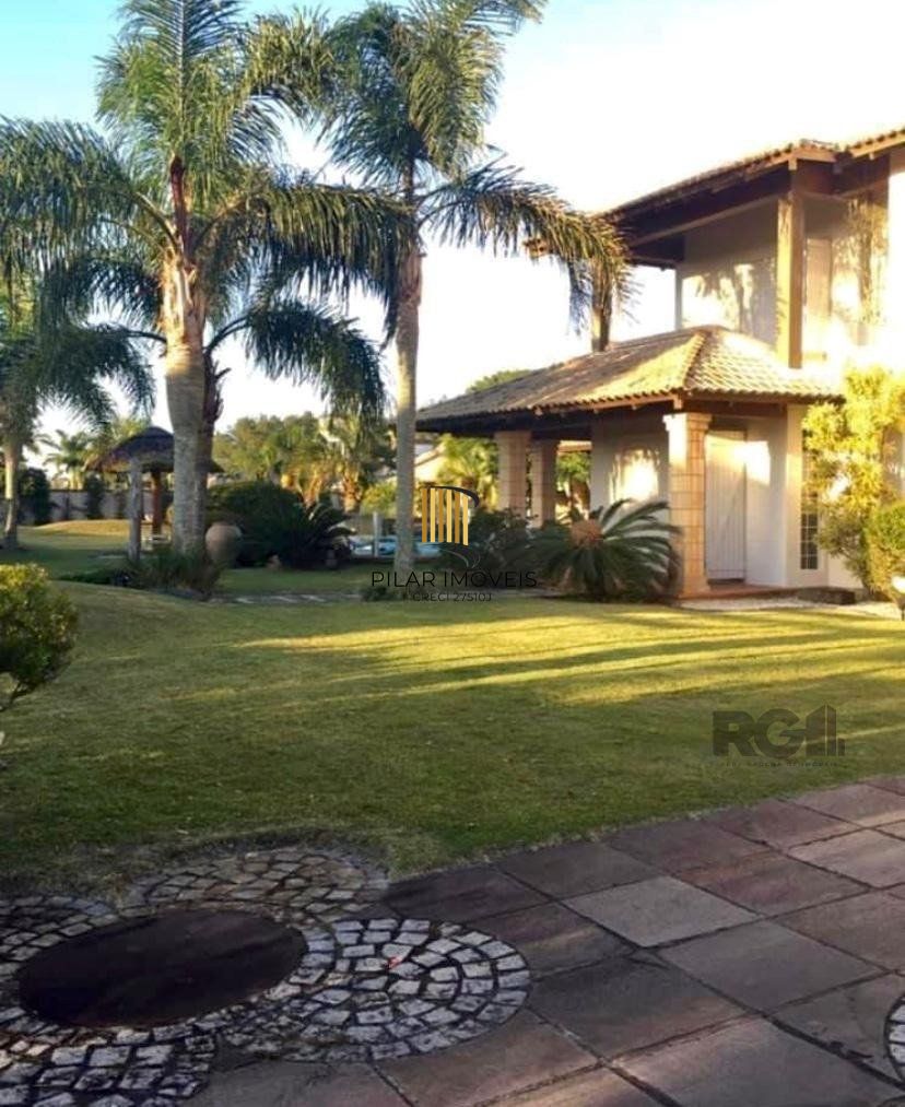 Casa 4 dormitórios no bairro Atlântida