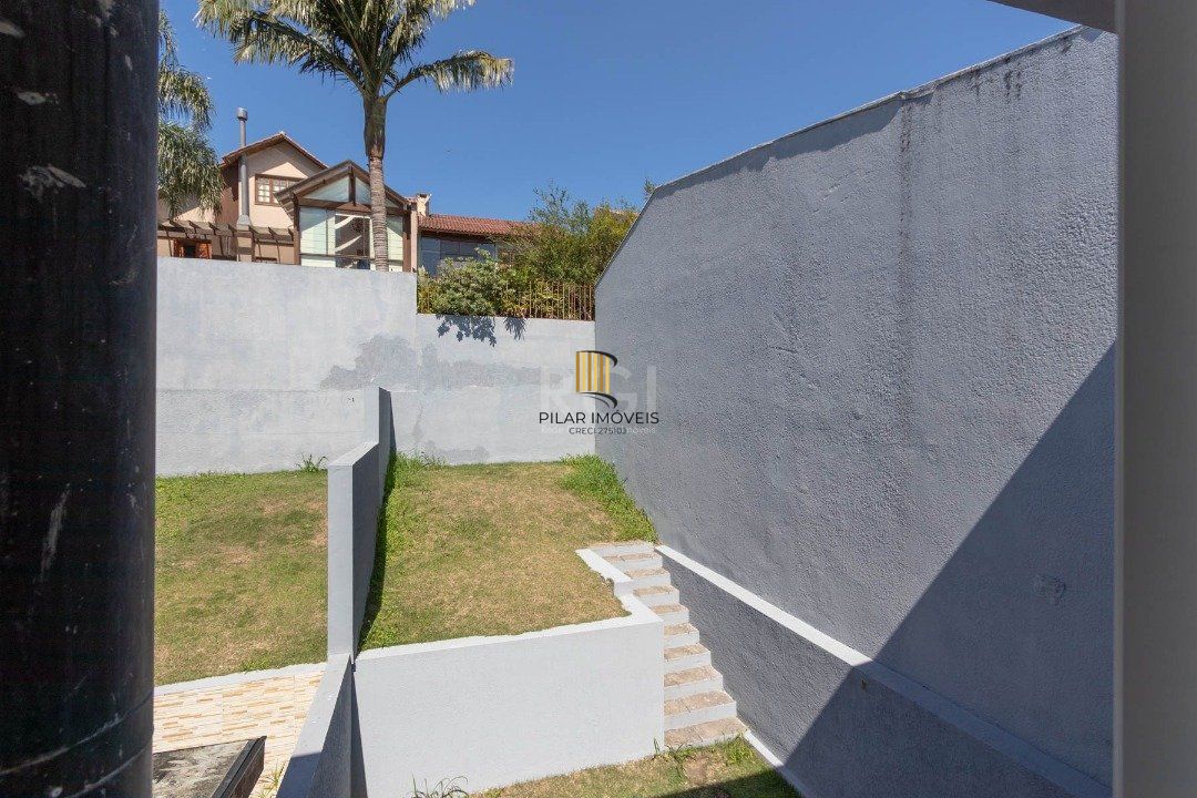 Casa para Venda - 168m², 3 dormitórios, sendo 1 suites, 2 vagas - Imperial Park
