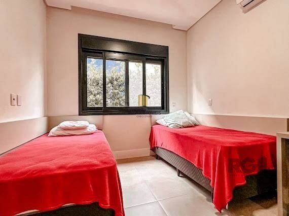 Casa de Condomínio 4 dormitórios no bairro Centro