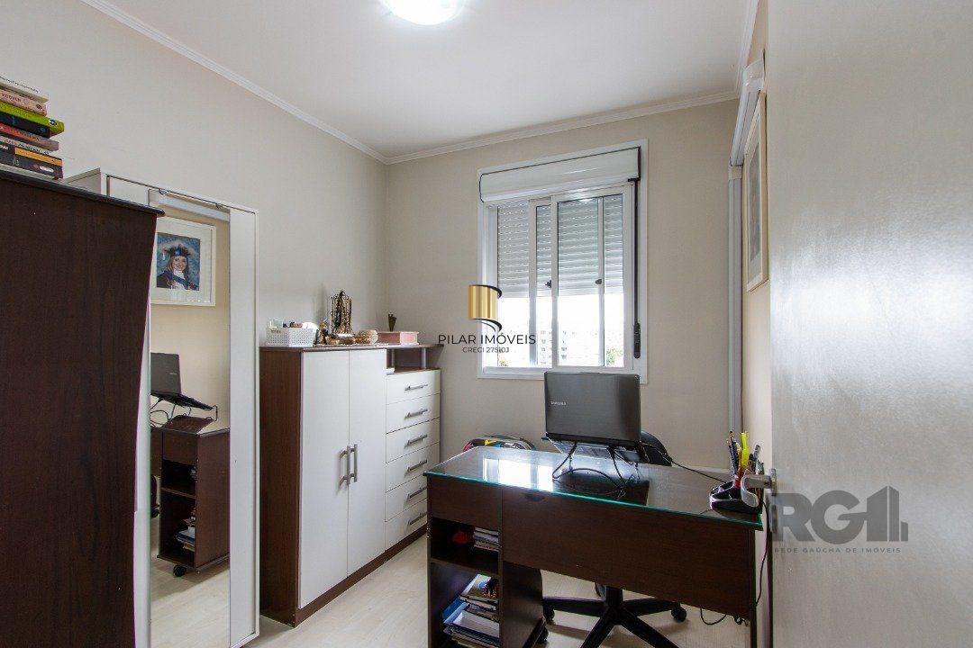 Apartamento 2 quartos, 1 vaga escritura, elevador - Bairro Cristal