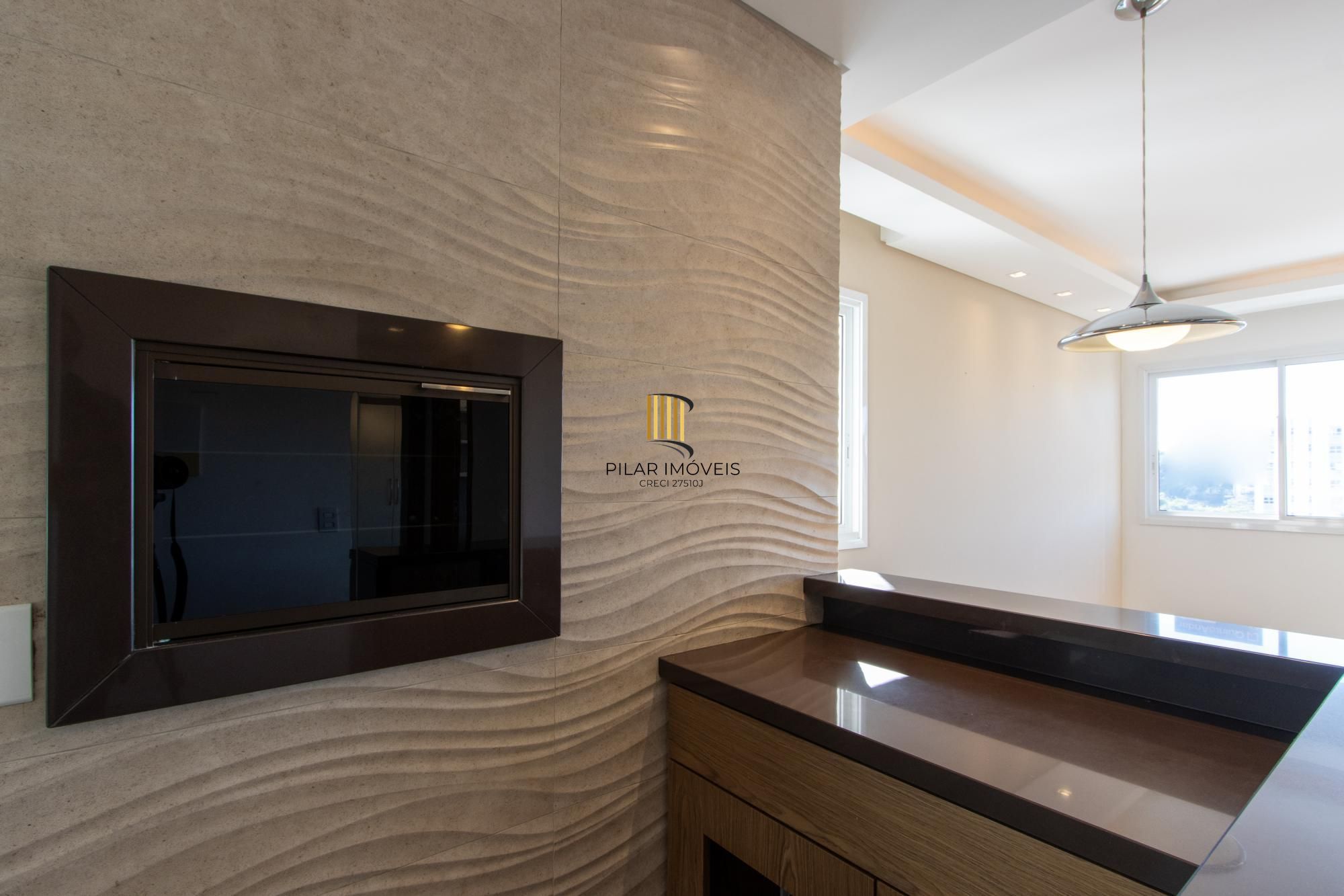 Apartamento com 2 dormitórios, sendo 1 suíte, e sala ampla com ambientes integrados - Condomínio Residencial Sucre