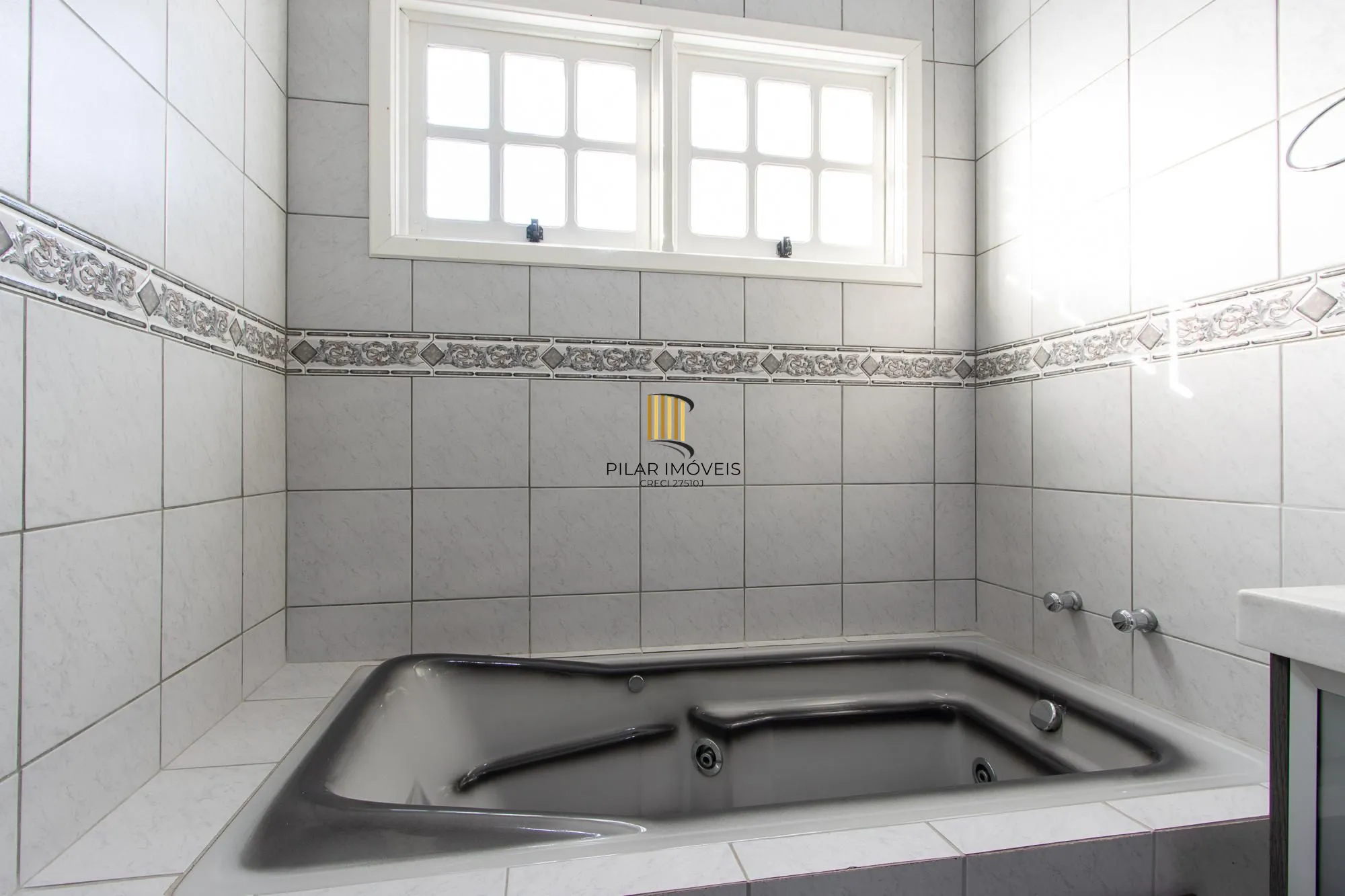 Casa em condomínio 4 quartos (1 suite) - Bairro Espírito Santo