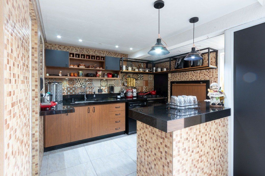 Casa para Venda - 342m², 3 dormitórios, sendo 2 suites, 2 vagas - Espírito Santo