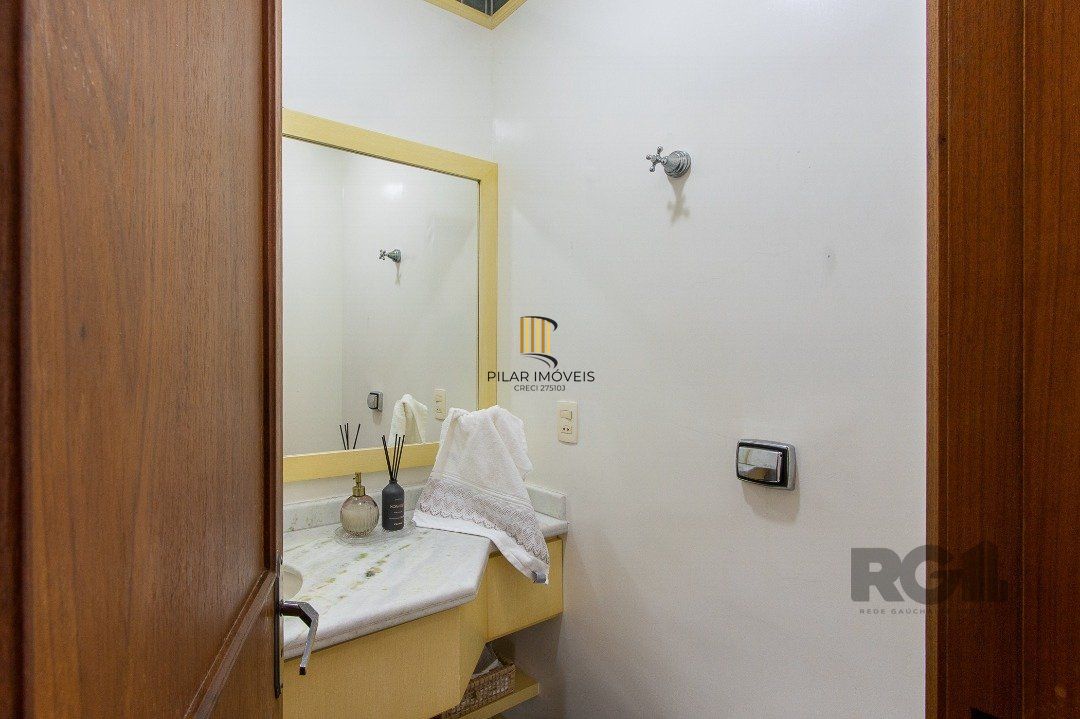 Casa em condomínio à venda, 4 quartos, 2 suites, 2 vagas - Bairro Tristeza