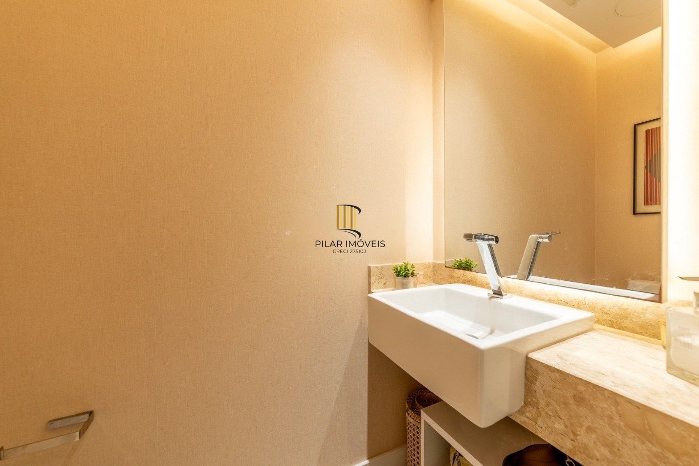 Apartamento Garden com 132m² e 3 dormitórios, 1 suíte, 3 vagas