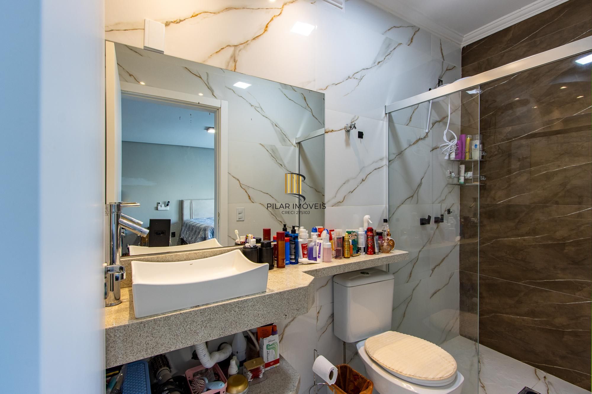 Casa Condominio 2 Dormitório(s) Bairro Hípica