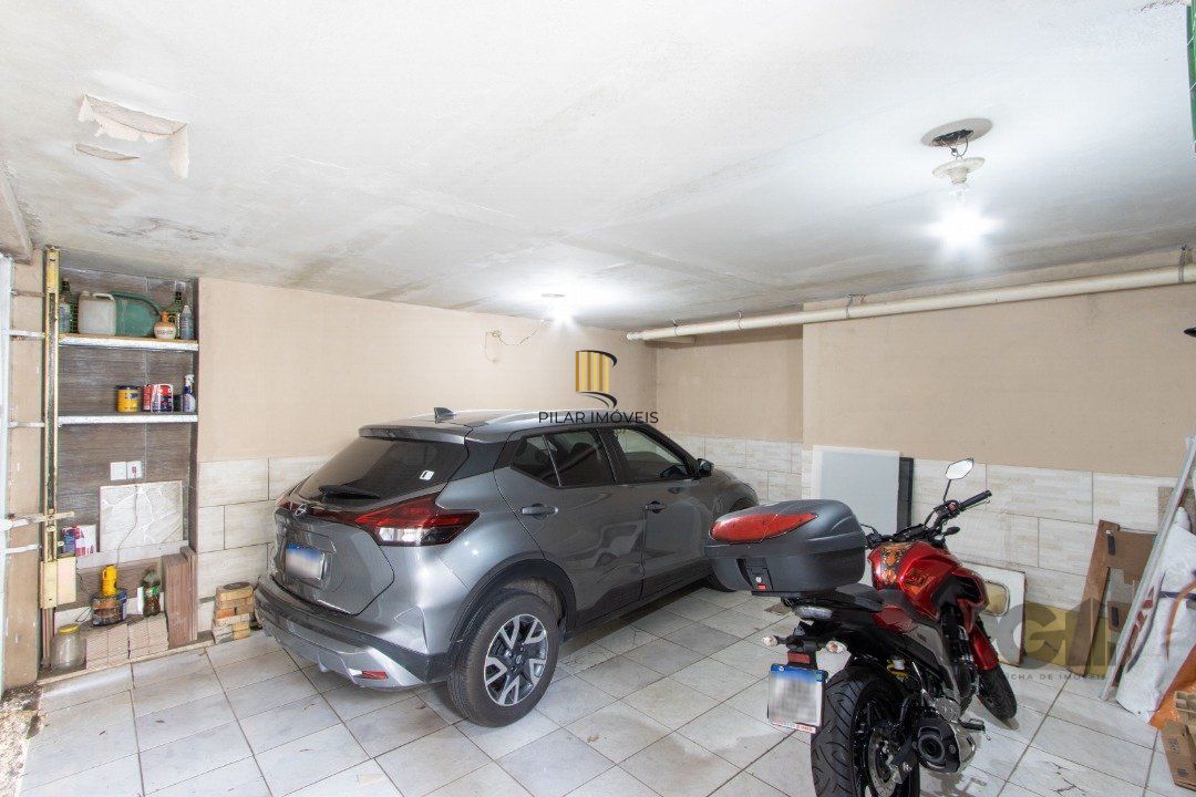 Casa 6 dormitórios no bairro Tristeza