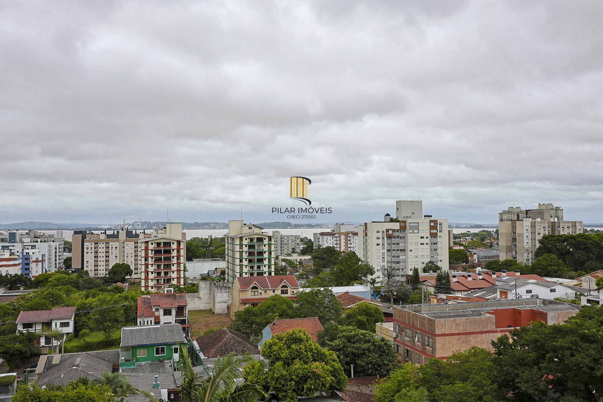 Apartamento com 217m² e 3 dormitórios no bairro Tristeza em PORTO ALEGRE para Comprar