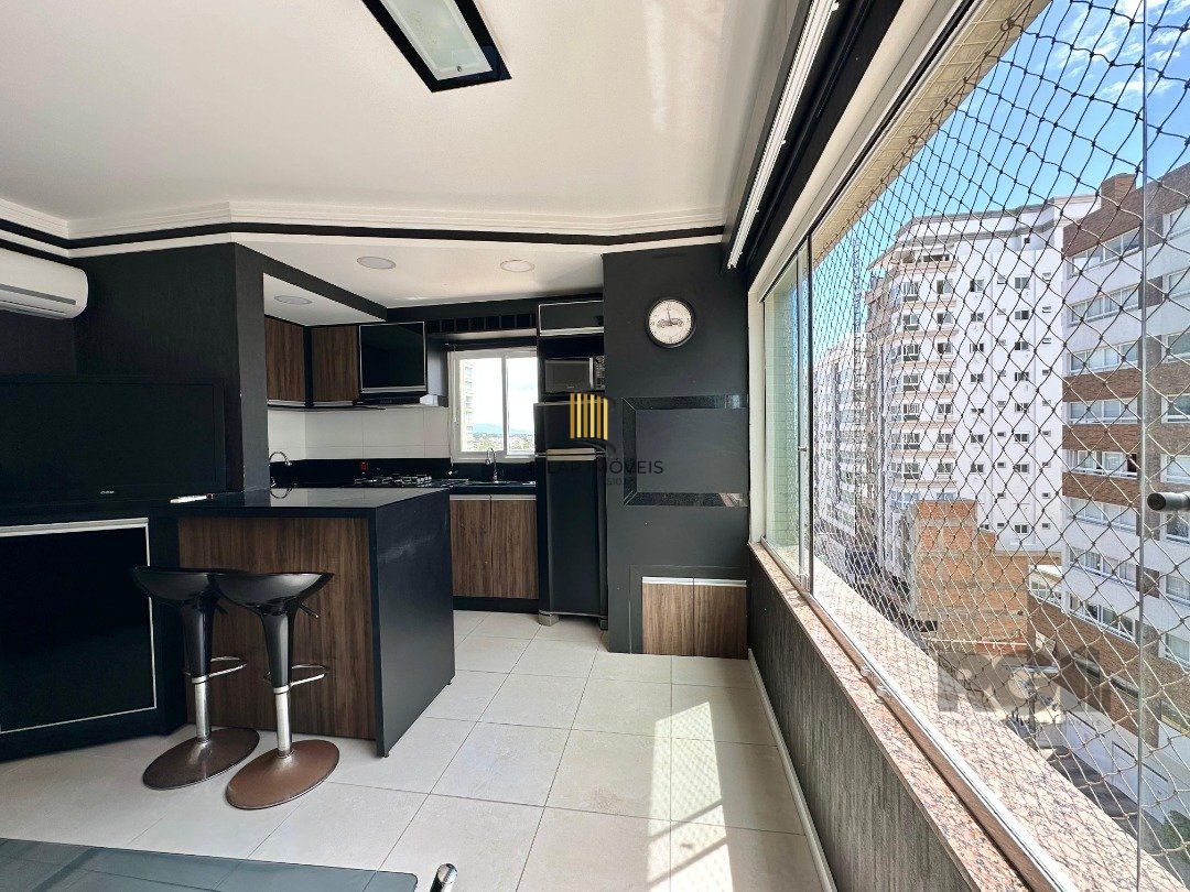 Apartamento 2 dormitórios no bairro Zona Nova