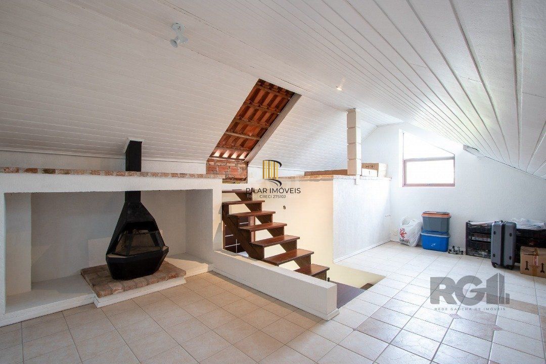 Casa Condominio para Venda - 170m², 3 dormitórios, sendo 1 suites, 2 vagas - Cavalhada